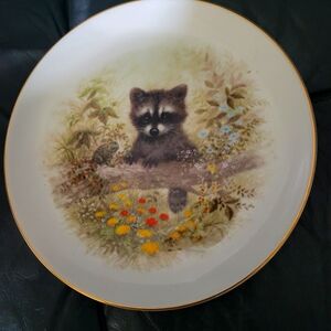 Pickard- "Making Friends" Collectors racoon plate .